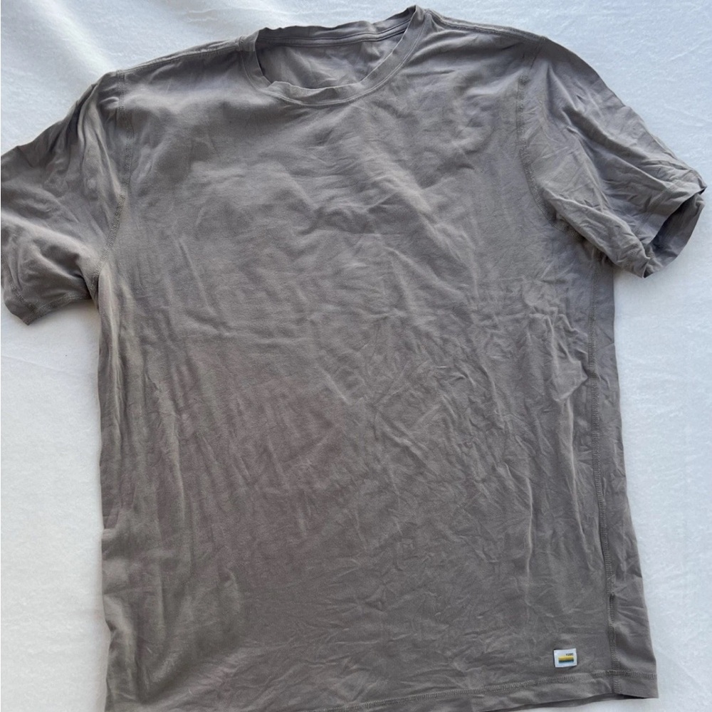 Men's Vuori T-Shirt Brown Gray Solid XL Casual Norm City Classic Athleisure Prep